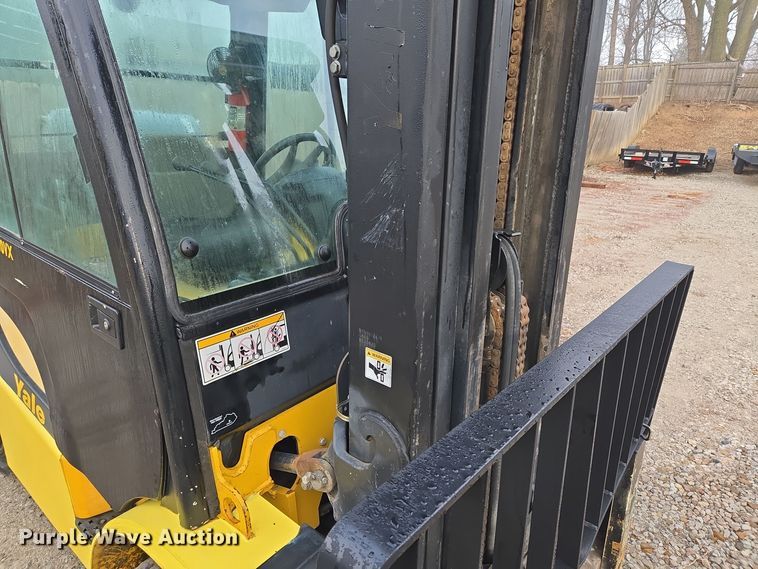 image for item EQ3774 Yale  GLP080VXNGSE090 forklift