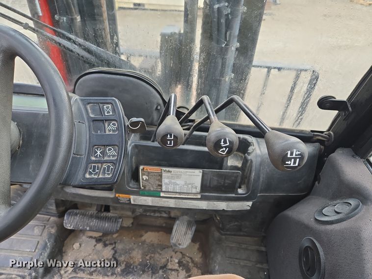 image for item EQ3774 Yale  GLP080VXNGSE090 forklift