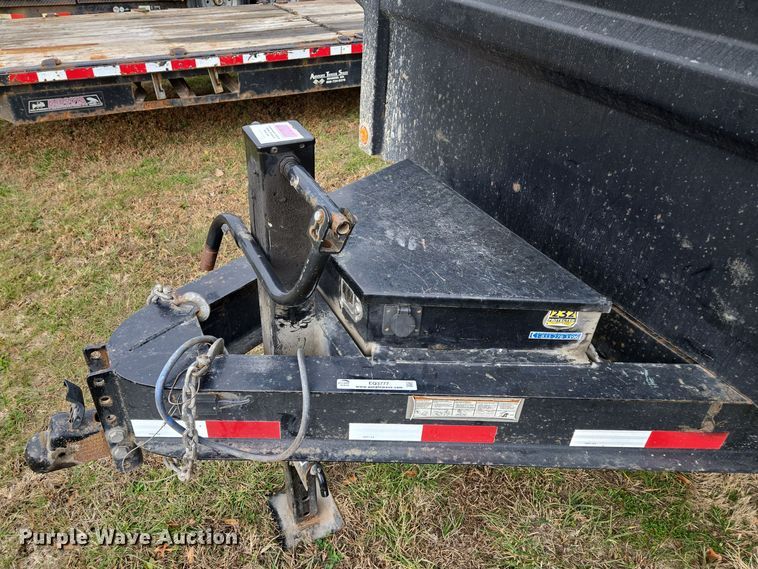 image for item EQ3777 2019 Load Trailer  dump trailer