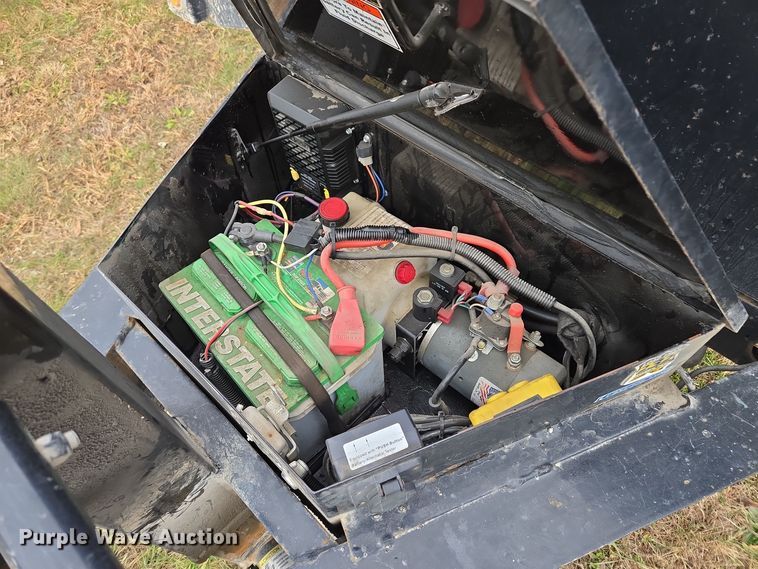 image for item EQ3777 2019 Load Trailer  dump trailer