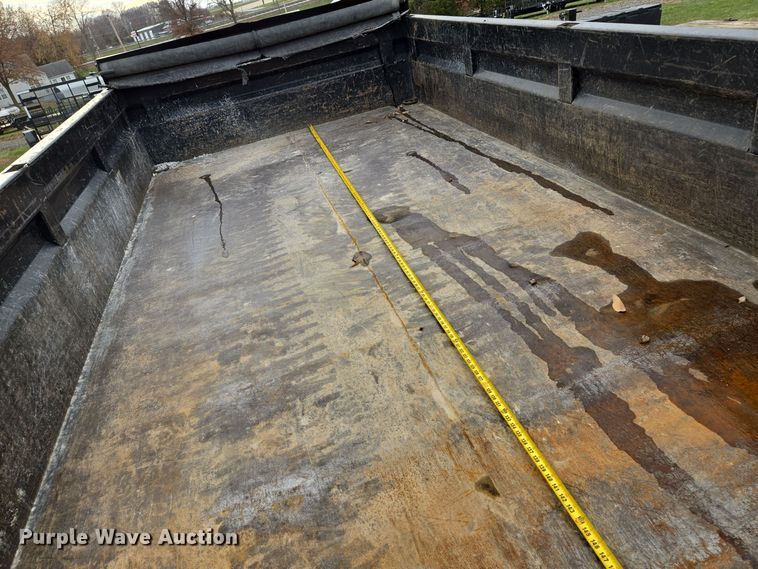 image for item EQ3777 2019 Load Trailer  dump trailer