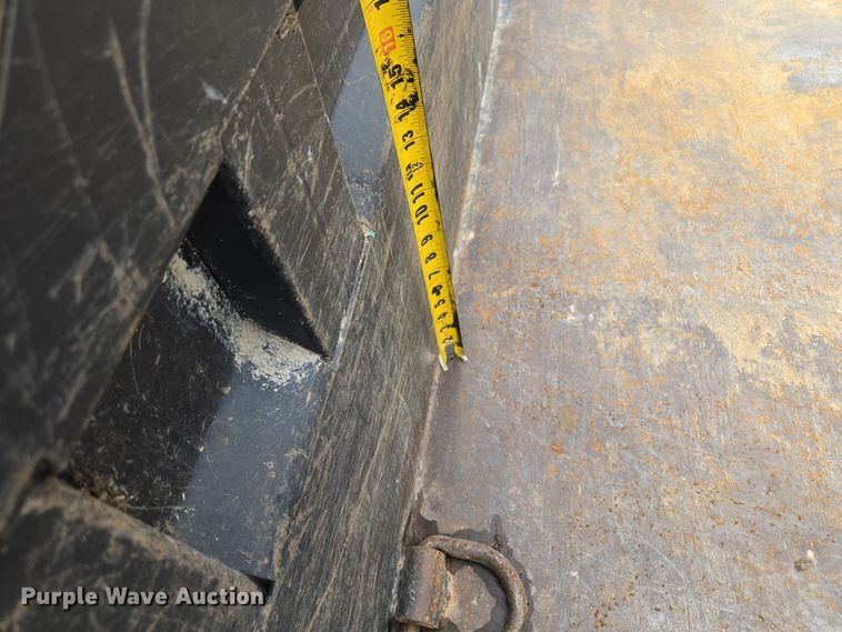 image for item EQ3777 2019 Load Trailer  dump trailer