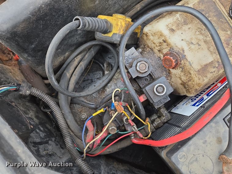 image for item EQ3778 2011 Midsota Manufacturing Midsota TB (7) tilt deck equipment trailer