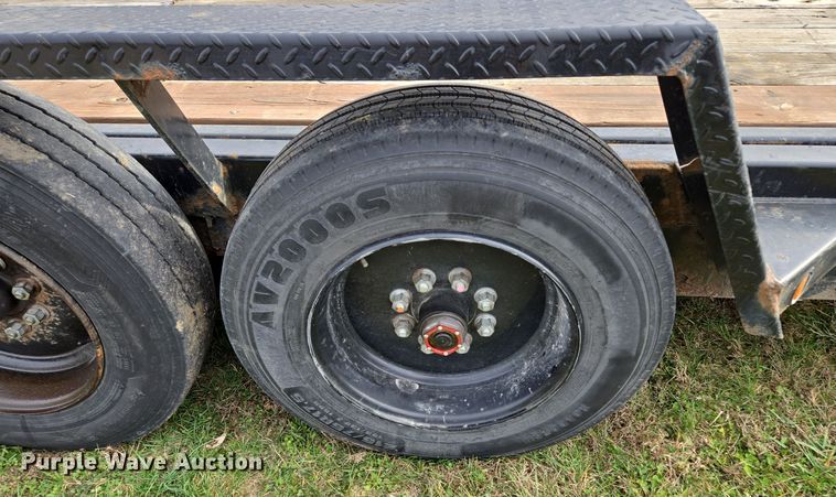 image for item EQ3778 2011 Midsota Manufacturing Midsota TB (7) tilt deck equipment trailer