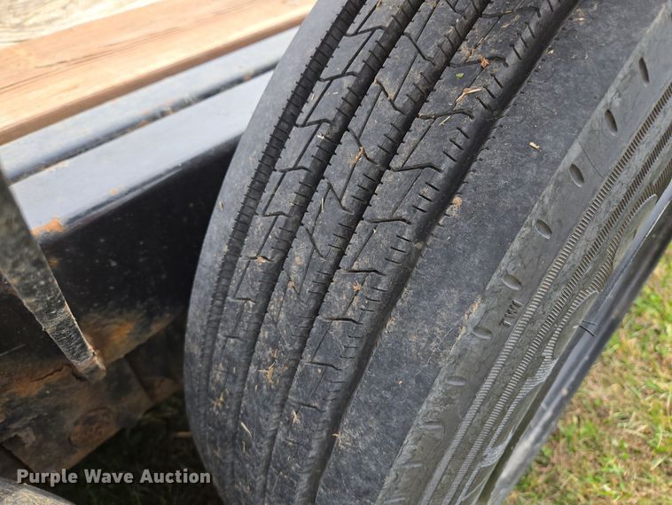 image for item EQ3778 2011 Midsota Manufacturing Midsota TB (7) tilt deck equipment trailer