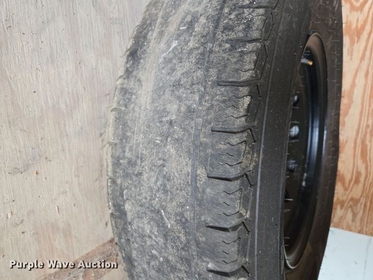 image for item EQ3781 2020 CM Trailers  enclosed cargo trailer