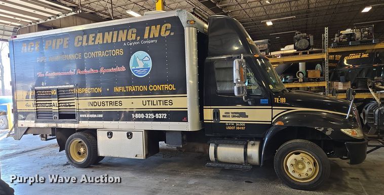 image for item EQ3785 2007 International  4200 delivery truck