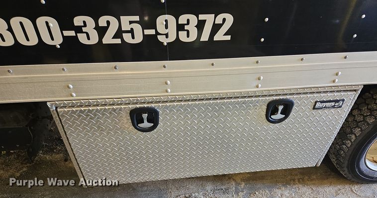 image for item EQ3785 2007 International  4200 delivery truck