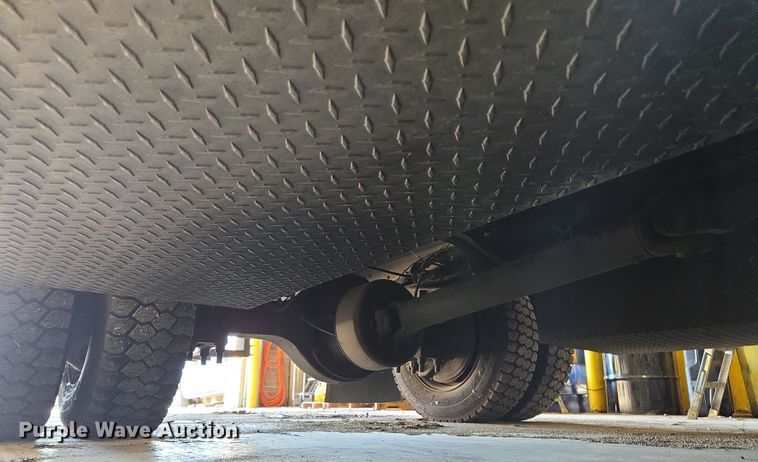 image for item EQ3785 2007 International  4200 delivery truck