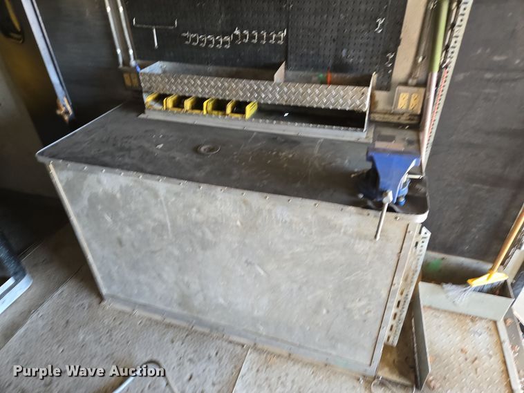 image for item EQ3785 2007 International  4200 delivery truck