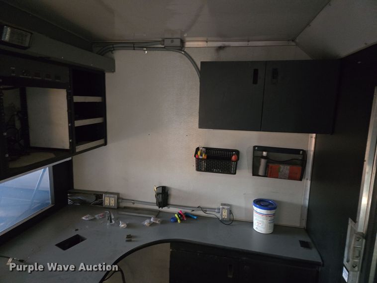 image for item EQ3785 2007 International  4200 delivery truck