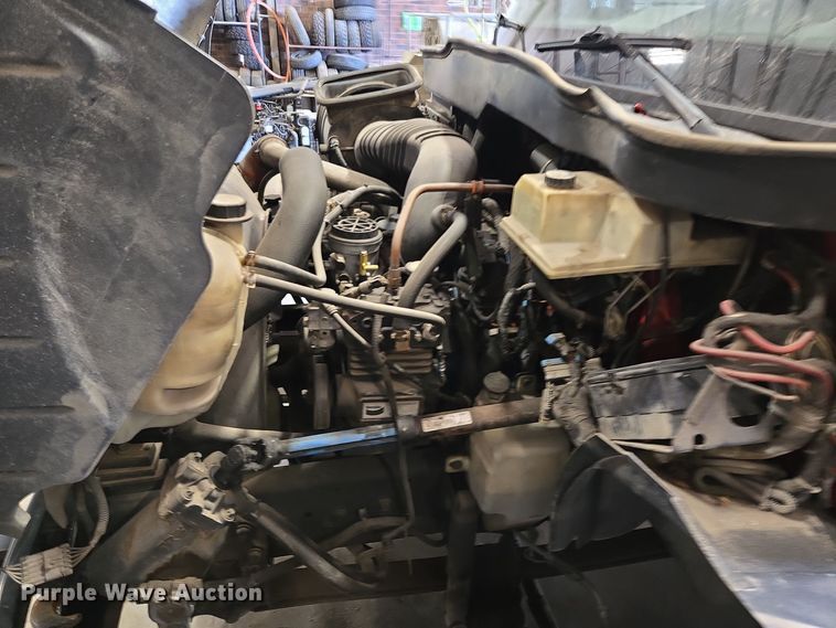 image for item EQ3785 2007 International  4200 delivery truck