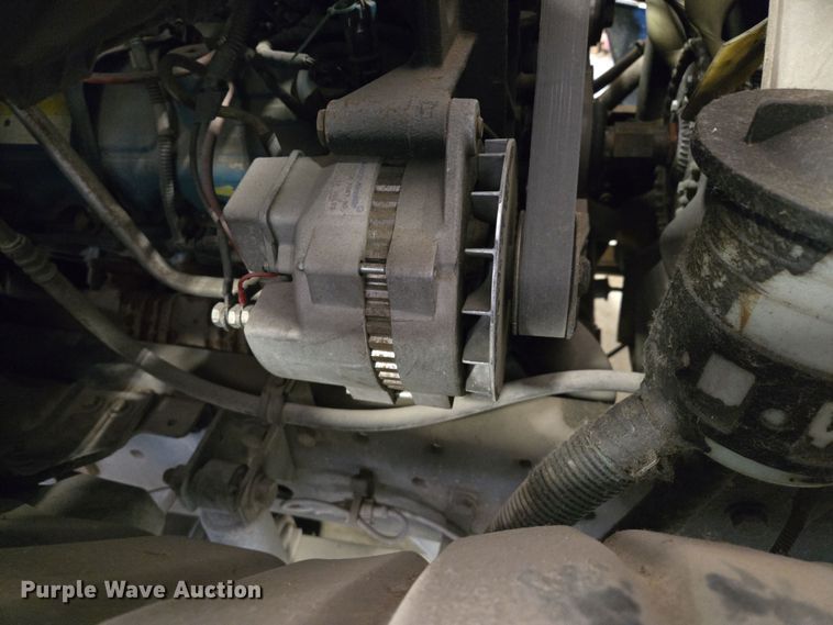 image for item EQ3785 2007 International  4200 delivery truck