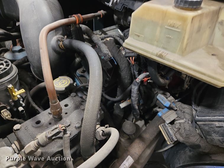 image for item EQ3785 2007 International  4200 delivery truck