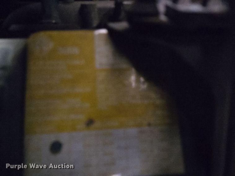 image for item EQ3785 2007 International  4200 delivery truck