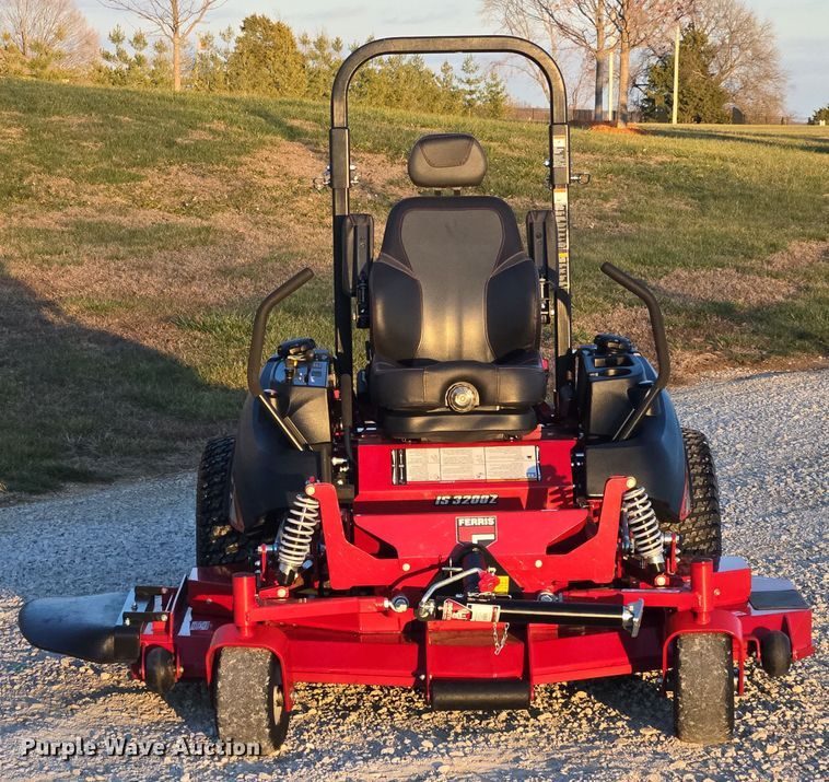 image for item EQ3798 Ferris  IS 3200Z ZTR lawn mower