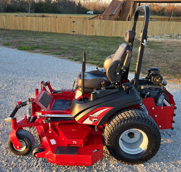 image for item EQ3798 Ferris  IS 3200Z ZTR lawn mower