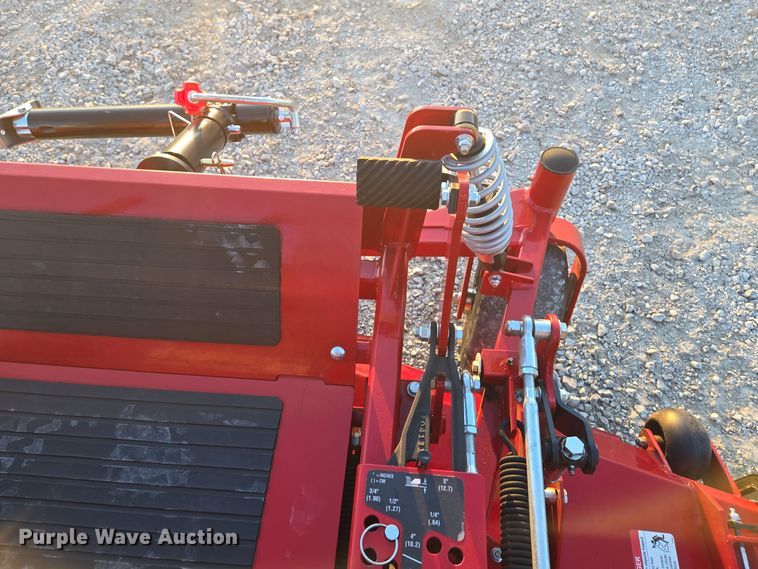 image for item EQ3798 Ferris  IS 3200Z ZTR lawn mower