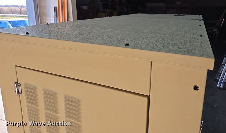 image for item EQ3801 2001 Generac  2000 Series  generator