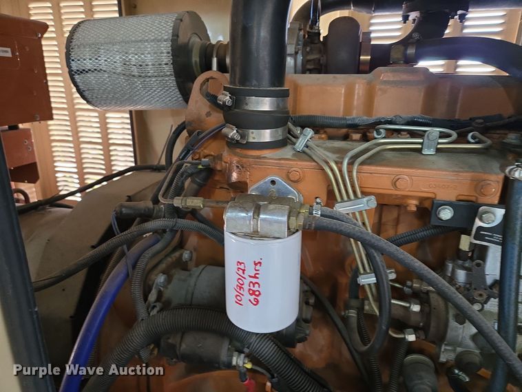 image for item EQ3801 2001 Generac  2000 Series  generator