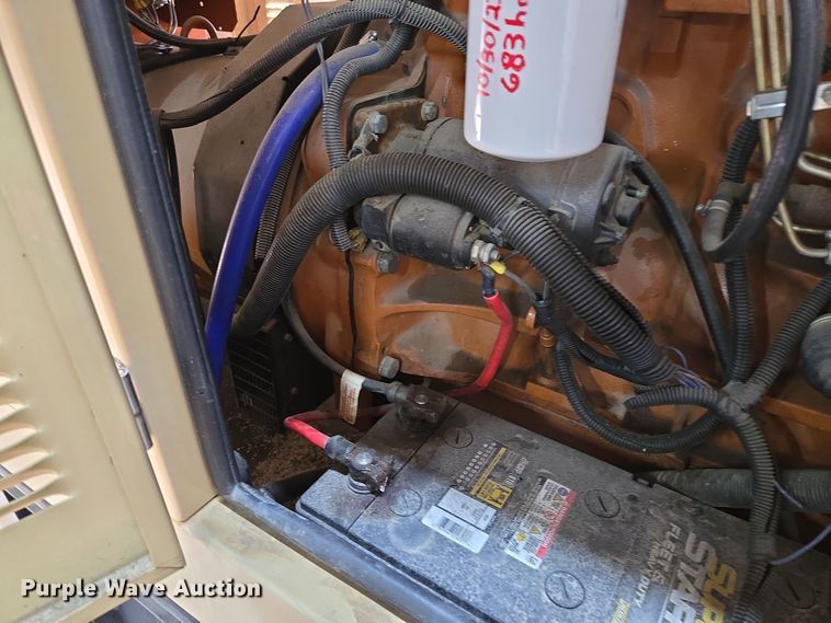 image for item EQ3801 2001 Generac  2000 Series  generator