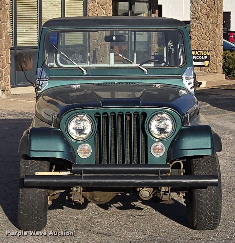 image for item EQ3839 1984 Jeep  CJ 8 Scrambler  SUV