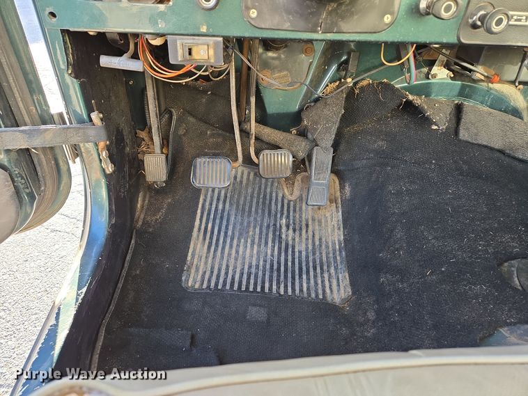 image for item EQ3839 1984 Jeep  CJ 8 Scrambler  SUV