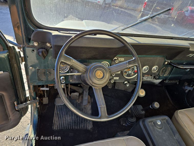 image for item EQ3839 1984 Jeep  CJ 8 Scrambler  SUV