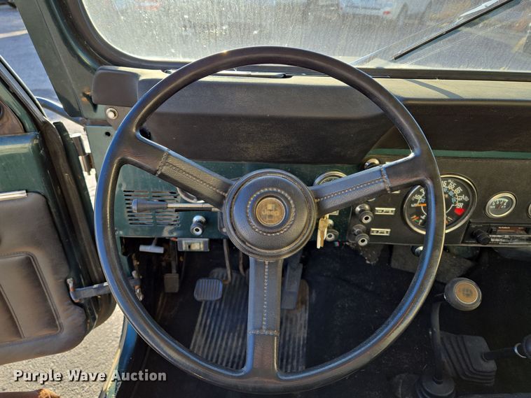 image for item EQ3839 1984 Jeep  CJ 8 Scrambler  SUV