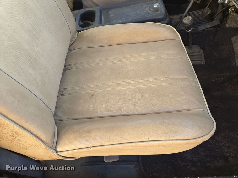 image for item EQ3839 1984 Jeep  CJ 8 Scrambler  SUV