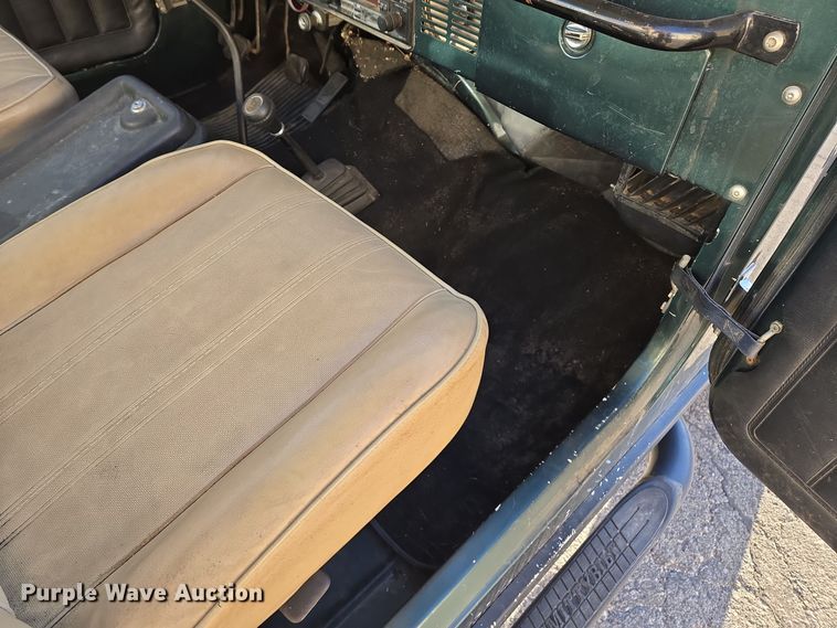 image for item EQ3839 1984 Jeep  CJ 8 Scrambler  SUV