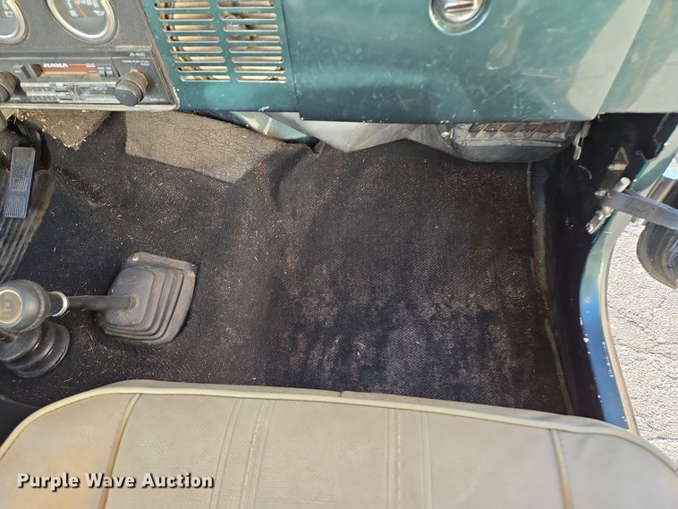 image for item EQ3839 1984 Jeep  CJ 8 Scrambler  SUV