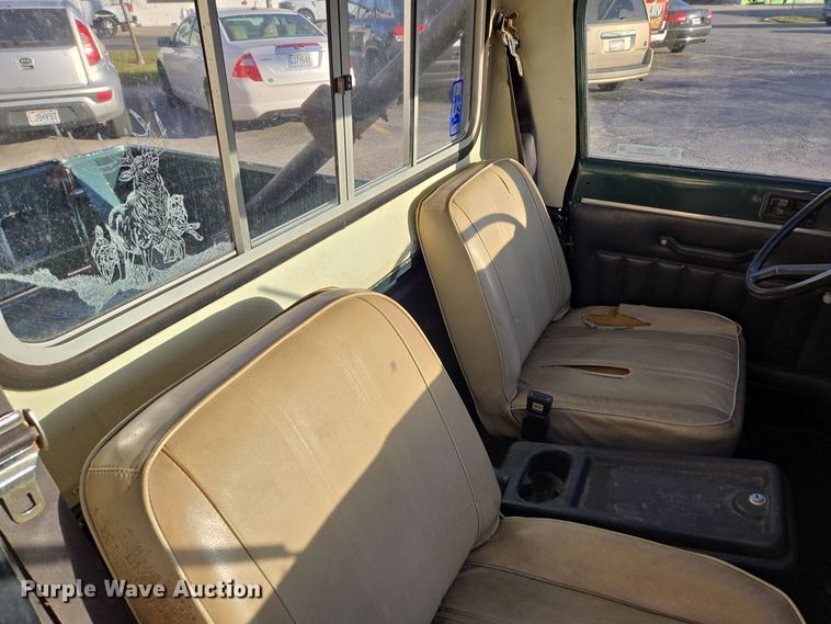 image for item EQ3839 1984 Jeep  CJ 8 Scrambler  SUV