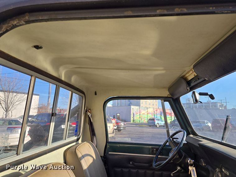 image for item EQ3839 1984 Jeep  CJ 8 Scrambler  SUV