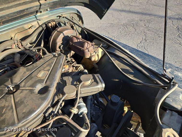 image for item EQ3839 1984 Jeep  CJ 8 Scrambler  SUV