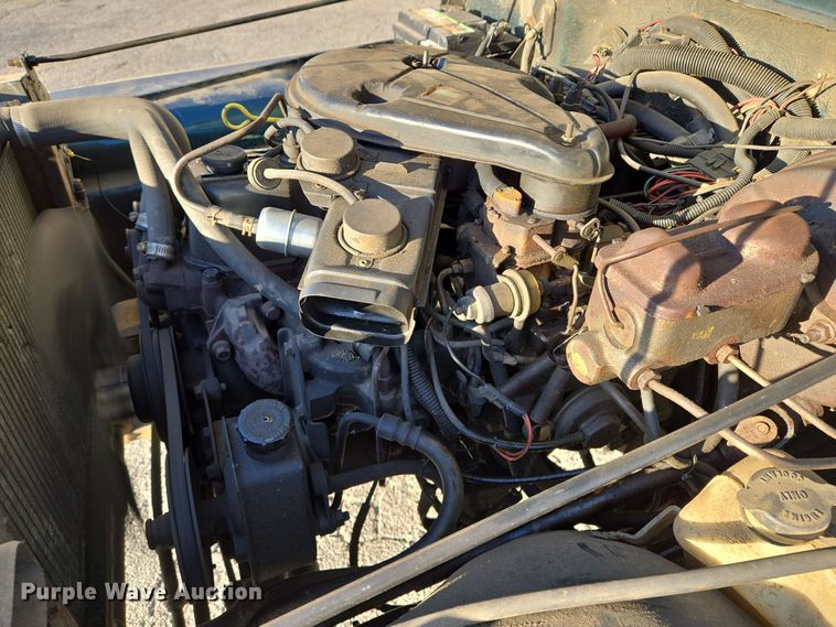 image for item EQ3839 1984 Jeep  CJ 8 Scrambler  SUV