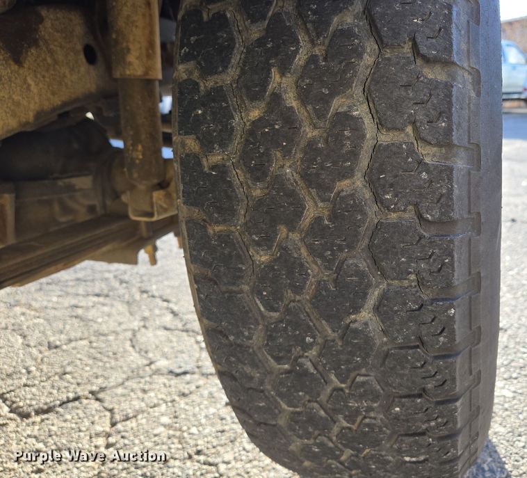 image for item EQ3839 1984 Jeep  CJ 8 Scrambler  SUV