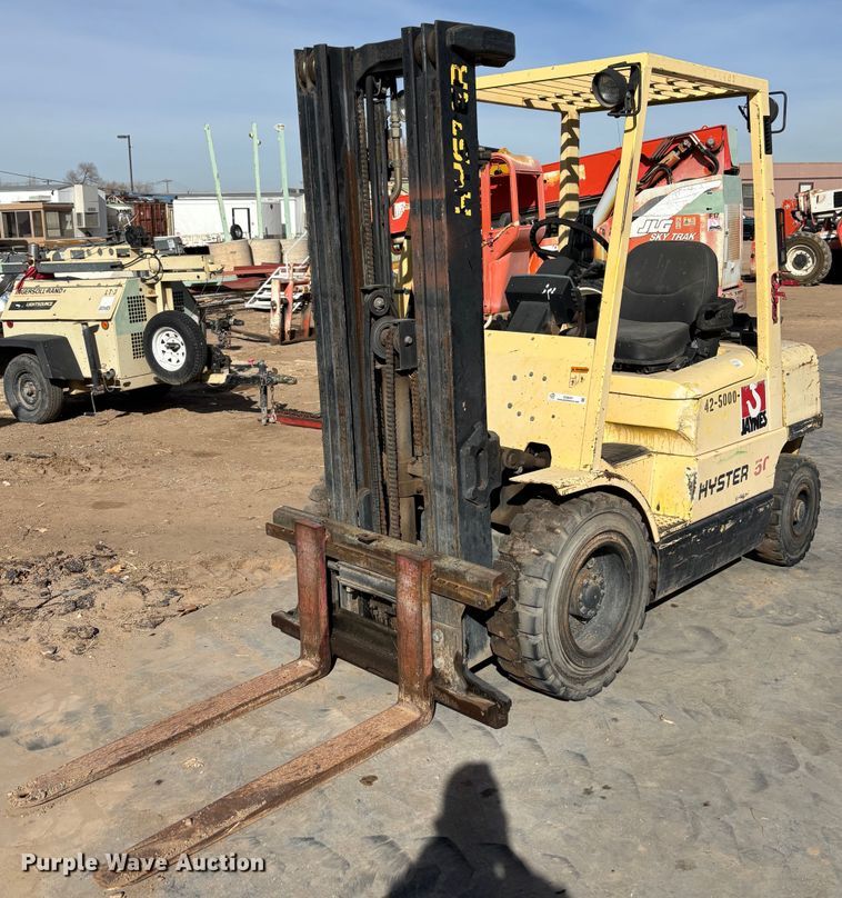 image for item EQ6001 Hyster H50XM forklift