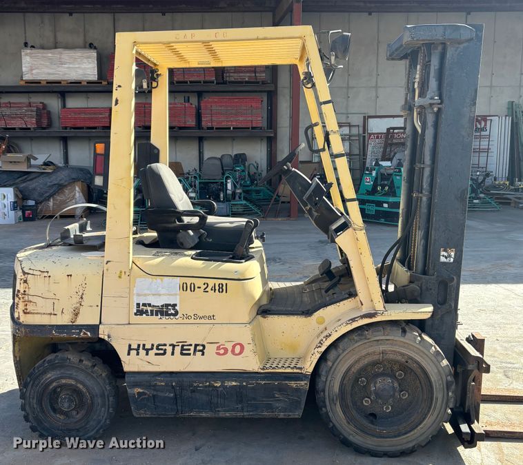 image for item EQ6001 Hyster H50XM forklift