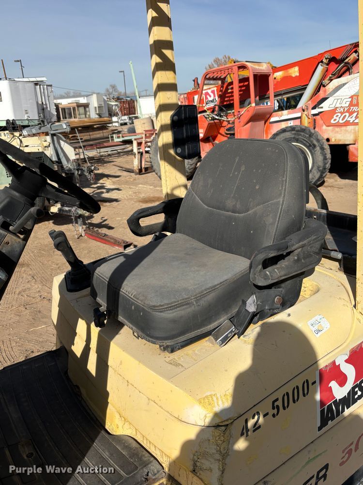 image for item EQ6001 Hyster H50XM forklift