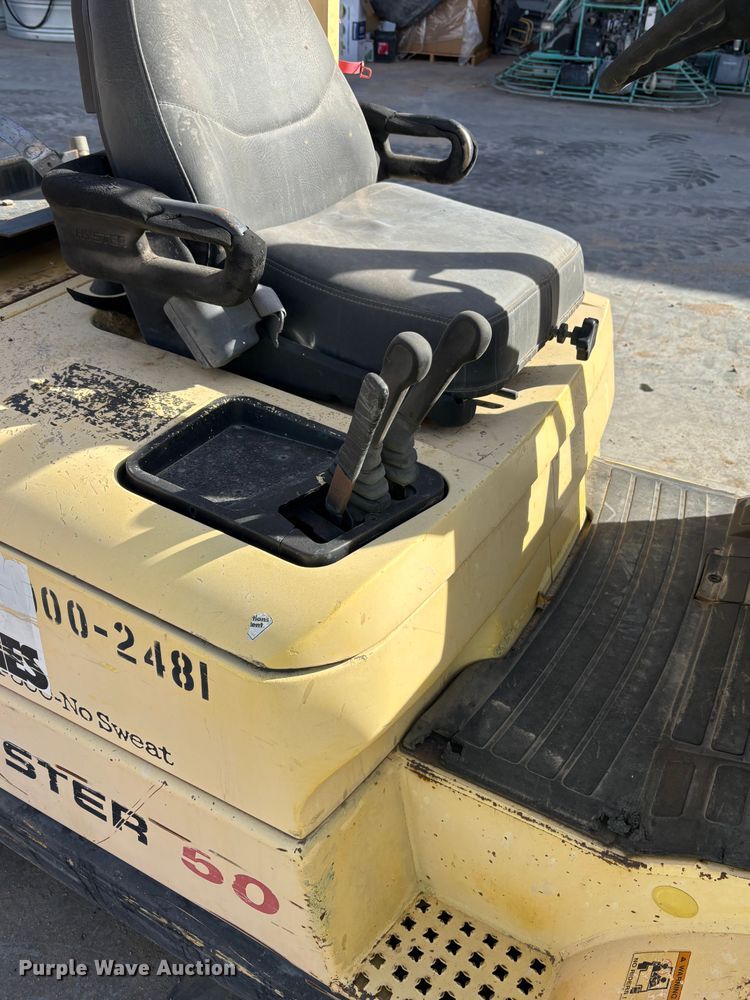 image for item EQ6001 Hyster H50XM forklift