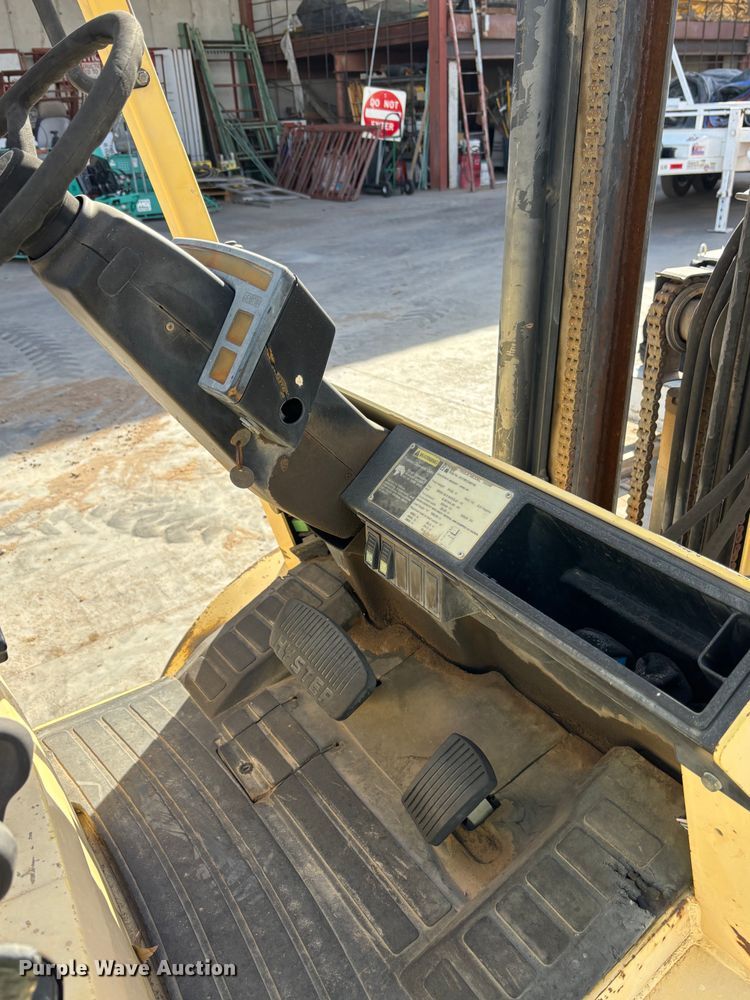 image for item EQ6001 Hyster H50XM forklift