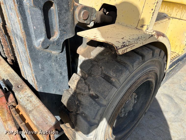 image for item EQ6001 Hyster H50XM forklift