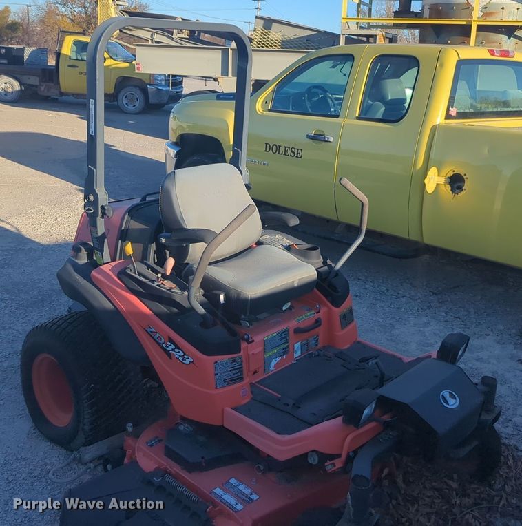 image for item ER4576 2009 Kubota ZD323 ZTR lawn mower
