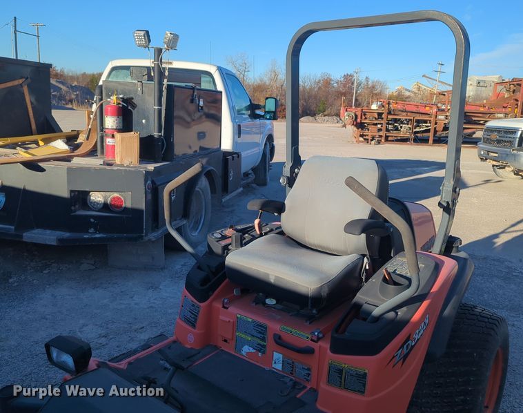 image for item ER4576 2009 Kubota ZD323 ZTR lawn mower