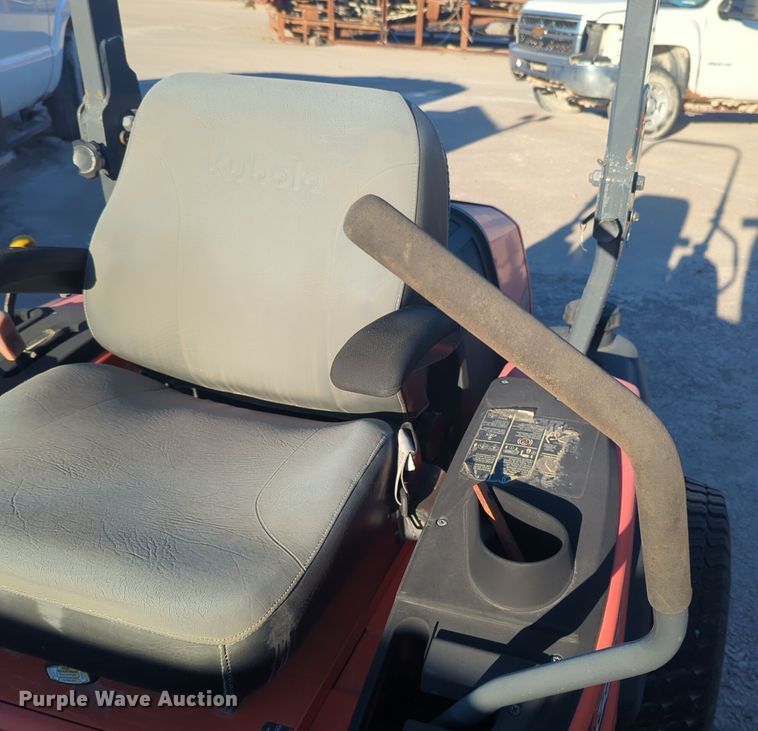 image for item ER4576 2009 Kubota ZD323 ZTR lawn mower