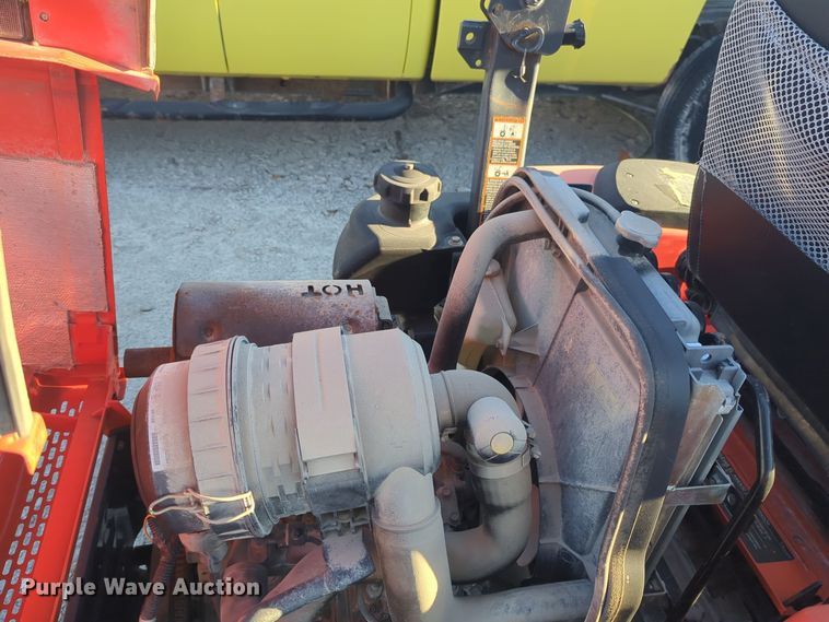 image for item ER4576 2009 Kubota ZD323 ZTR lawn mower