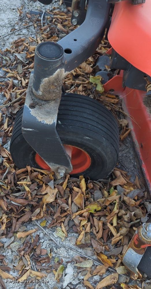 image for item ER4576 2009 Kubota ZD323 ZTR lawn mower