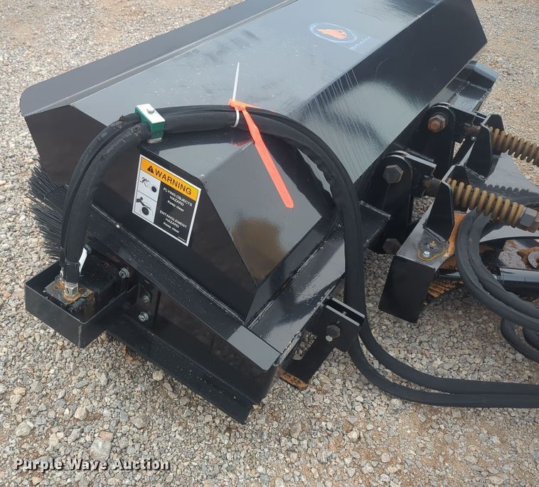 image for item ER4607 Wolverine PAB-11-72W broom