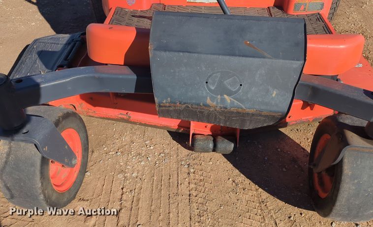 image for item ER4625 2020 Kubota ZD1211 ZTR lawn mower